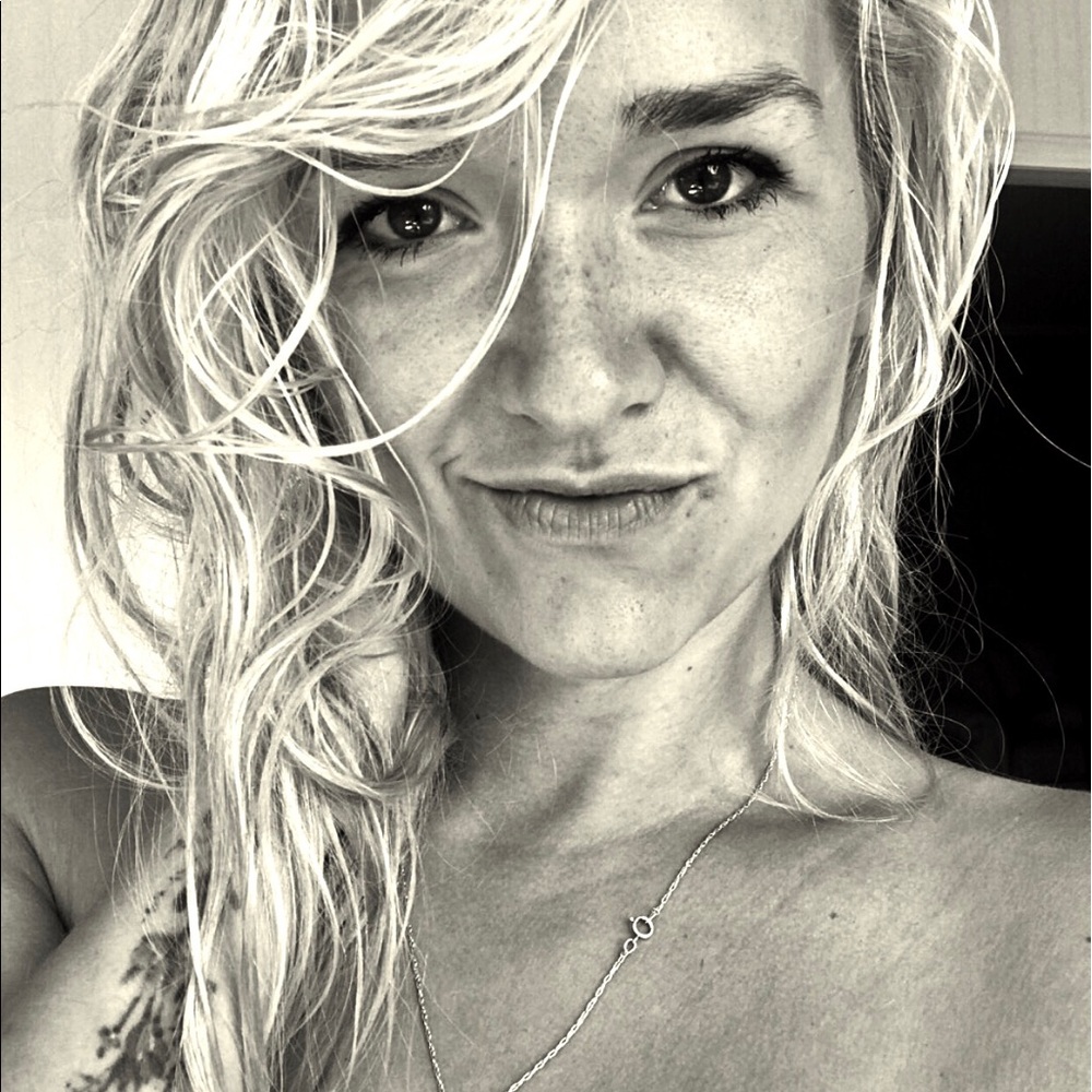 Meet your Posher, Karlee